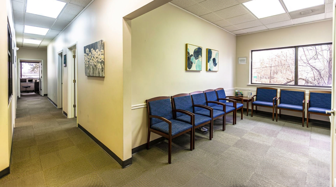 Second waiting area with comfortable seating